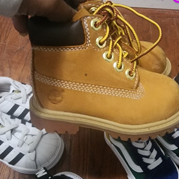 Toddler Timberland boots - Picture 1 of 3
